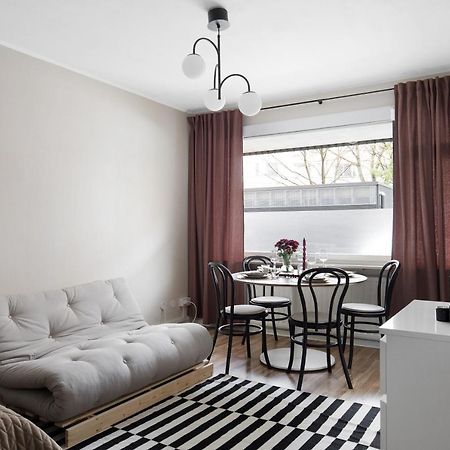 Trendy Nordic Studio By Tram Stop Helsinki Esterno foto